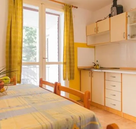 With A Parking Space Podgora, Makarska - 6646 Apartment Podgora